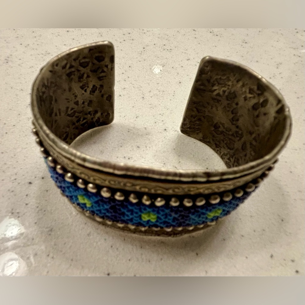 Bracelet cuff - Picture 2 of 2